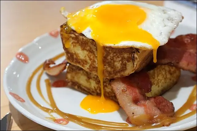 《捷運淡水松山線/雙連站/中山站美食》Miss V Bakery新店試營運~招牌肉桂卷大變身．新增早午餐與各式手作課程