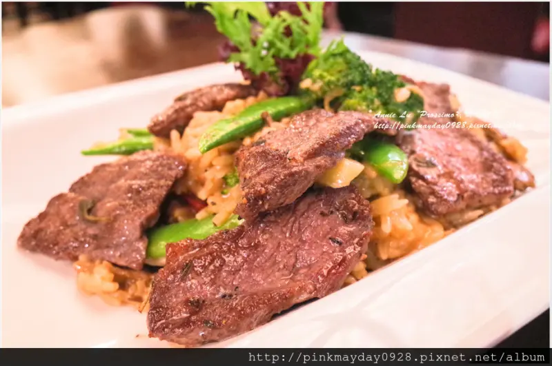 ✿高雄✿ (試) 義式鄉村風格裝潢 從早餐吃到晚餐的義式餐廳 推薦牛肝菌菇翼阪牛肉燉飯 ➜ Prossimo 義式好鄰居