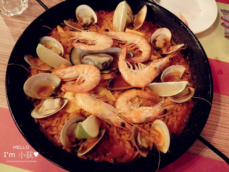 NO.95 De Espana西班牙小酒館。道地的西班牙美食，鮮鮭起司捲、初榨橄欖油香蒜蝦好吃!