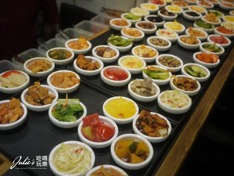 板橋新埔站●韓式料理●朝鮮味(小菜吃到飽)