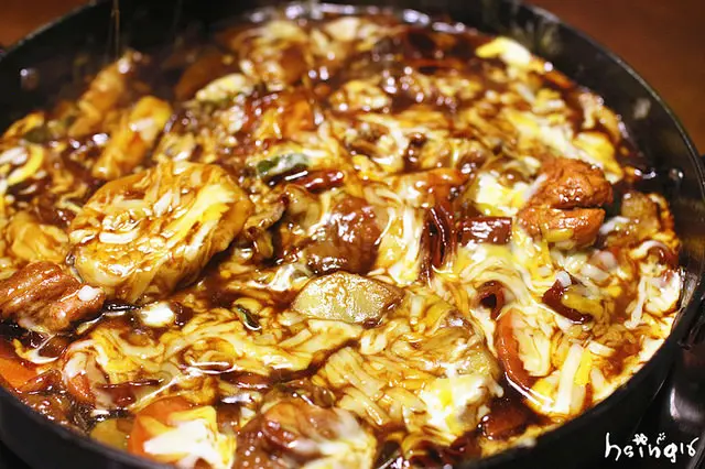 【食記】台北*中山。韓金館 韓國烤肉．韓國鍋物*大推超道地馬鈴薯豬骨湯 安東起司燉雞 韓國一隻雞 韓式涮涮鍋 烤豬五花肉 壽星優惠