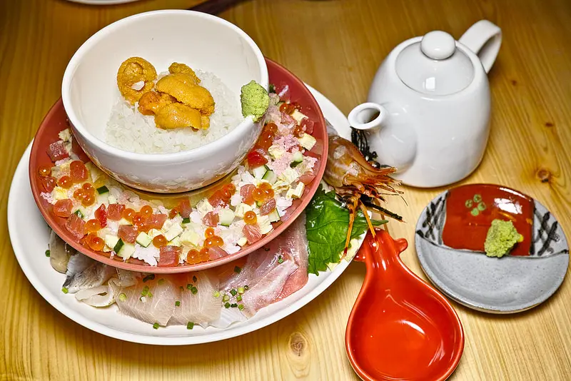 東區日本料理 美味茶泡飯+散壽司+超豪華無敵海鮮丼!! IRORI 日式新食/日本甲州葡萄酒