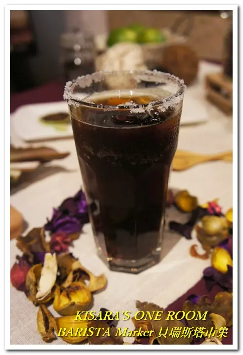 西雅圖極品咖啡貝瑞斯塔市集．美食DIY PART．2──青檸扎片、海鹽氣泡咖啡        
      