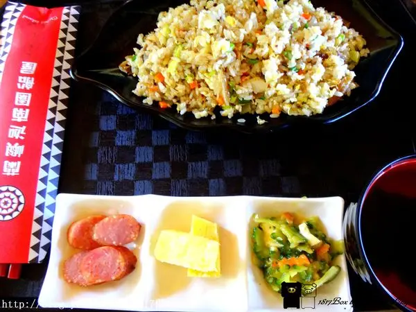 【跳島。蘭嶼】迦南園船屋風味餐。朗島部落好吃美食推薦