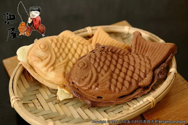 『台中。南區』漁屋鯛魚燒║酥甜好吃的鯛魚燒，不用飛日本！從頭到尾都能吃到餡料！