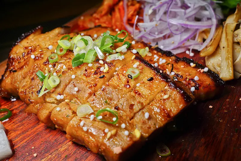 台北 遼寧夜市 57食堂酒場-餐酒館 Bistro,宵夜好去處『我吃，我喝，我存在』!!