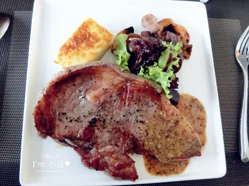 T.R Kitchen。二訪肋眼牛排五分熟好吃而且好大塊!情侶家人朋友聚會超適合!