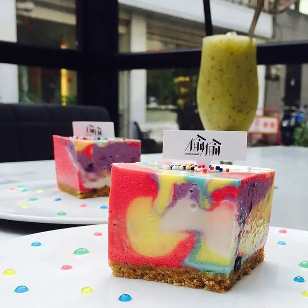 │食記│台中/偷偷Toutou Cuisine│偷偷吃甜點❤超夢幻的下午茶甜點