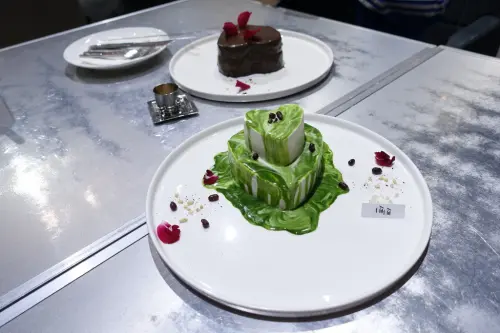 【甜點咖啡】偷偷 Toutou Cuisine , 台中西區精緻細膩口感佳甜點咖啡廳 , 乾燥花點綴的靜謐環境 , CP值高服務態度親切