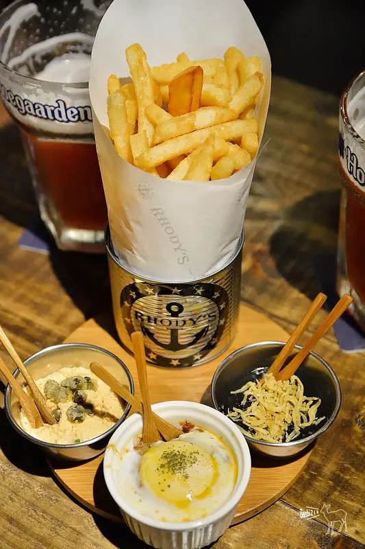 薯條吃到飽 Rhodys Bar & Restaurant