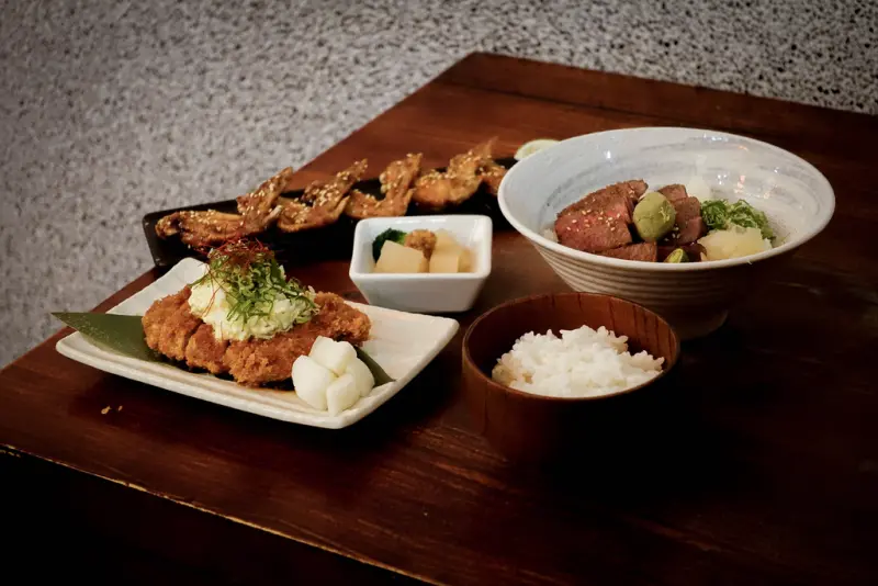 赤峰時代 1931X魔王 台北大同區 來 來老彈珠汽水工廠裡吃日式定食 捷運中山/雙連站美食 內文有店家資訊