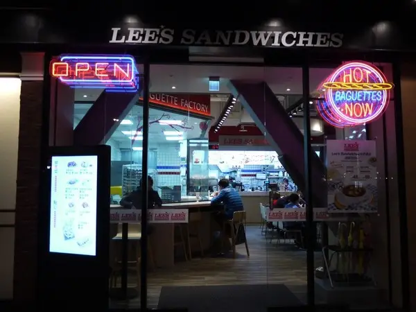 Lees Sandwiches        
      