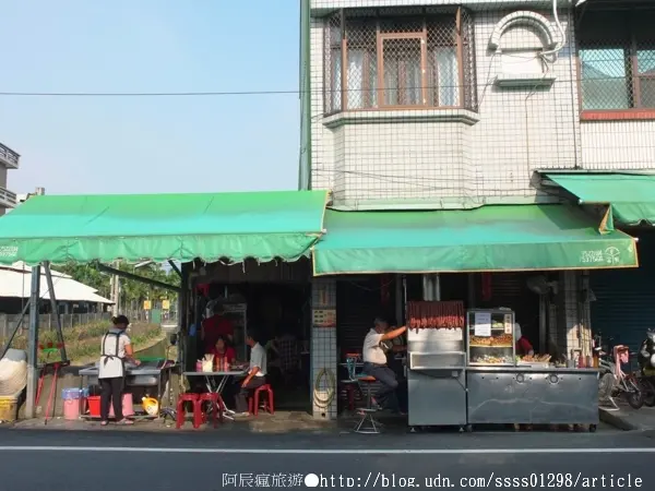 【美食特搜。屏東市】歸來大腸香腸。味美價廉關東煮物 大腸香腸好評推薦 屏東歸來人氣下午茶小吃        
      