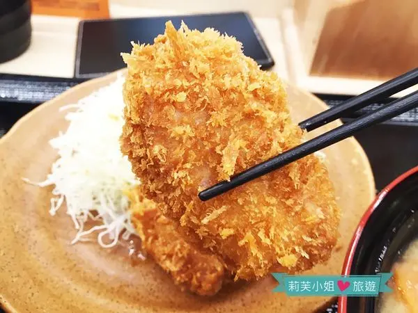 [美食] 台北 日本最大平價豬排連鎖專賣店‧吉豚屋かつや (台北車站)