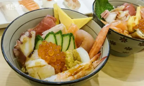 [中和]大口吃生魚片!!喜華迴轉壽司x握壽司x丼飯x日本料理。近捷運永安市場站