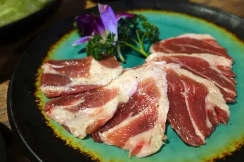 (胖樺食記)捷運東門站「約客頂級燒肉」，高貴很貴的單點式高級燒肉/包廂/WIFI/和牛/金山南路/信義路