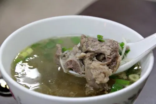 【劉家莊汆燙牛肉湯】大有路牛肉料理