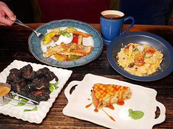 Ombre - 台北大安區義式料理推薦，低調古典用餐氣氛，從早午餐一路吃到宵夜，精緻餐點不踩雷，週日九點後酒類都買一送一