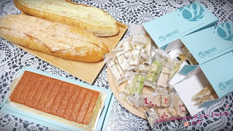 【食．團購美食】各式吃法多重選擇，一次滿足我的味蕾 。麵包劇場 Alter Ego 1892 帕瑪森舒芙蕾 & 油封香蒜法國麵包 & 明太子法國麵包& 精品杏仁牛軋糖