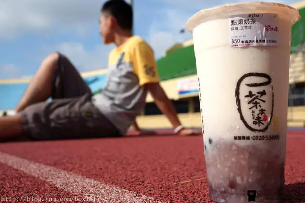 【彰化市】茶本味彰化彰南店。點頭奶茶初體驗。彰化手搖茶飲店推薦