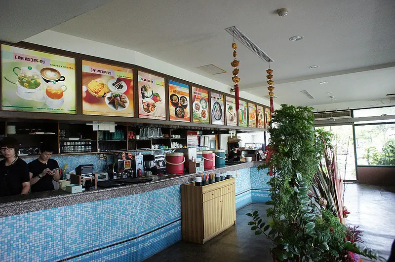 台東在地人的最愛美食@七里坡複合式餐飲館