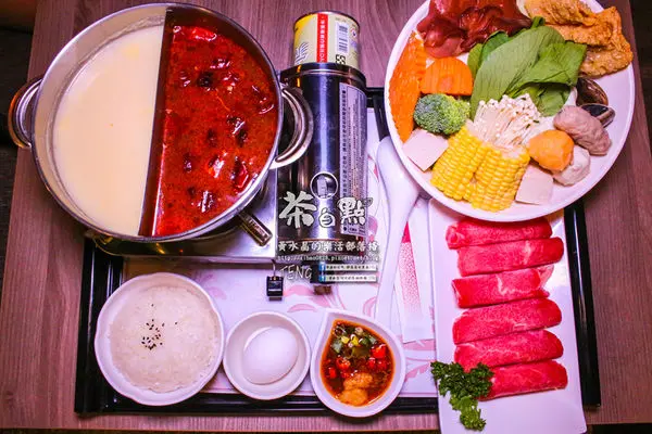 茶自點複合式餐飲(大有店)│桃園市/桃園區(在地深耕17年老店，真實版少女時代)