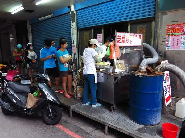 【新莊排隊美食】無名地瓜球-從小吃到大的零嘴