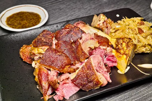 台北 林森北N條通 吃德國豬腳啦 !! 众 Bistro 餐酒館 二訪