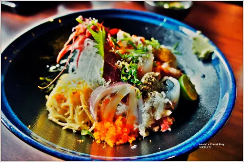 [信義安和站  溫暖系日式料理 天海。不解釋] 澎派一整碗不解釋  松坂豚厚實好美味 #生魚片 #丼飯(文末有贈餐點活動喔)