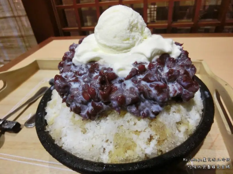 《美食推薦》【桃園】MojoMojo魔咒冰品冷飲。超人氣排隊冰店 紅豆牛奶冰 芋頭牛奶冰限量供應 桃園必吃排隊美食推薦