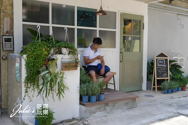 台北東區●早午餐●紙箱外的貓腳印(法式早午餐)(免費wifi)