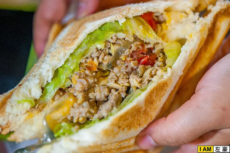 [食記] 新餐點大躍進 好運土司行(富國店) 叻沙風味前進北高！