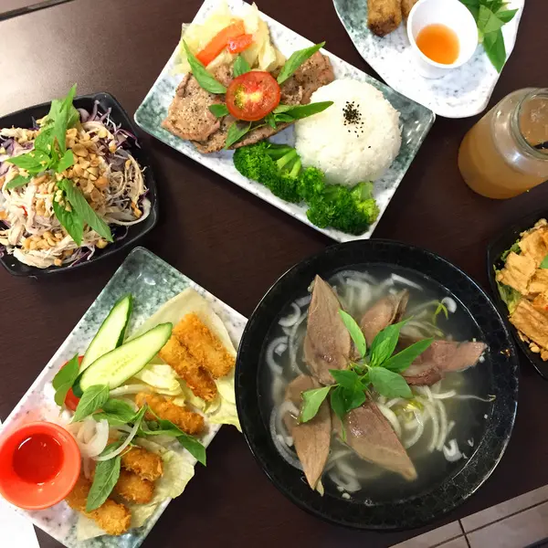 [台南]平價創意越南小吃 豬鼻子越式創意美食