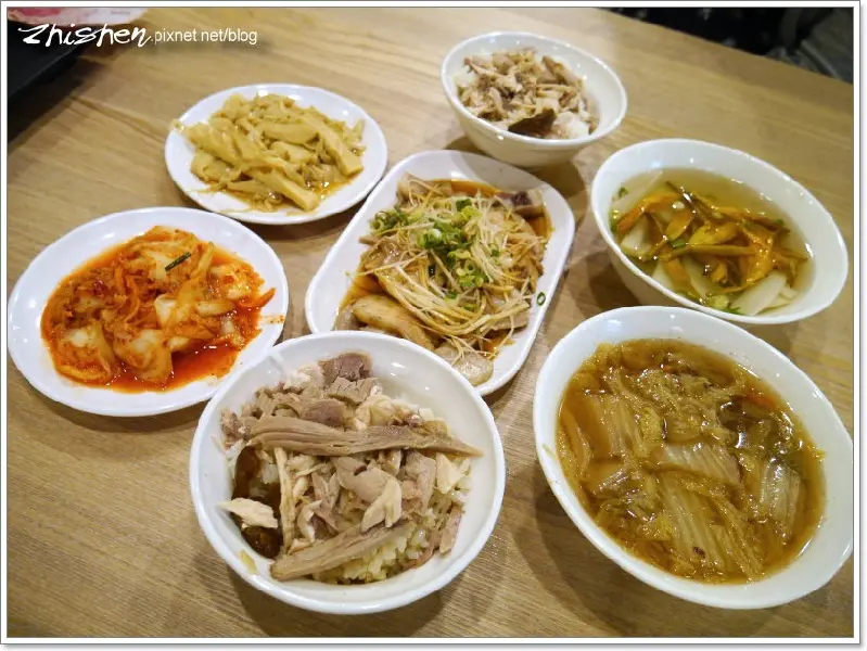 肉伯火雞肉飯.台南來的美味雞肉飯