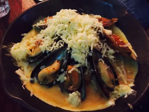 [東區]澎湃的創意起司蛋漿飯鎖住你的心-The Lock洛克餐酒館              