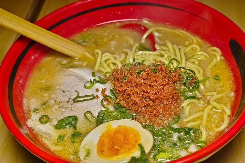 台北 排兩小時才吃到的好湯頭拉麵 北海道えびそば一幻