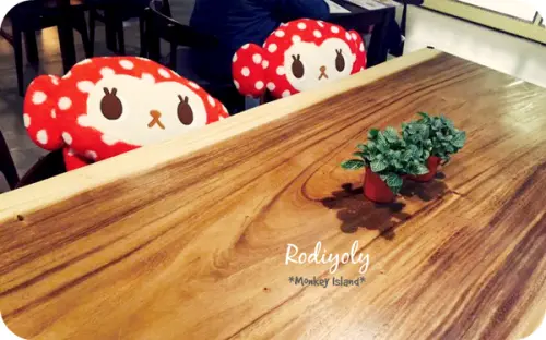 Taipei/西門町/♦ 猴子島嶼♦ /濃濃海洋風情-我在椰子樹下吃美食/2015)-♥