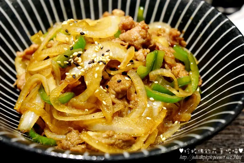 【高雄-前金區】咕嚕咕嚕家日式創意家庭料理：夠味惹火的大火醬燒日式燒肉丼飯 (漢神本店)