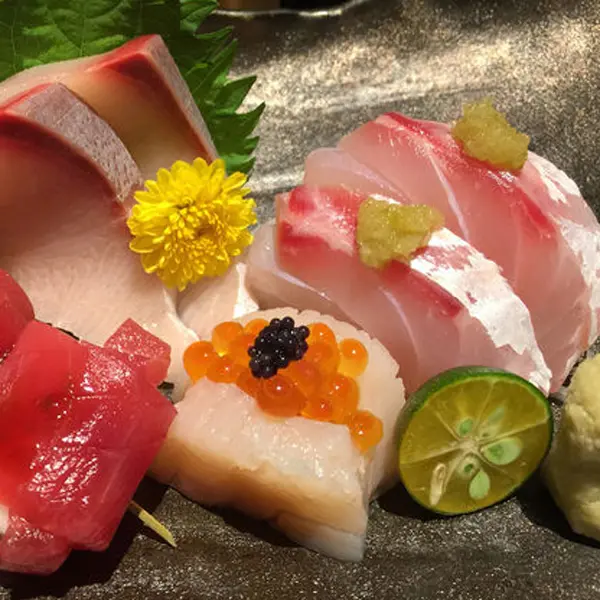 {食記}棠小璇*提著高跟鞋囧爆的灰姑娘 初訪信義區NEO19山中也壽司酒房 YAMANAKAYA 健康養生吃得到食材原味!! 