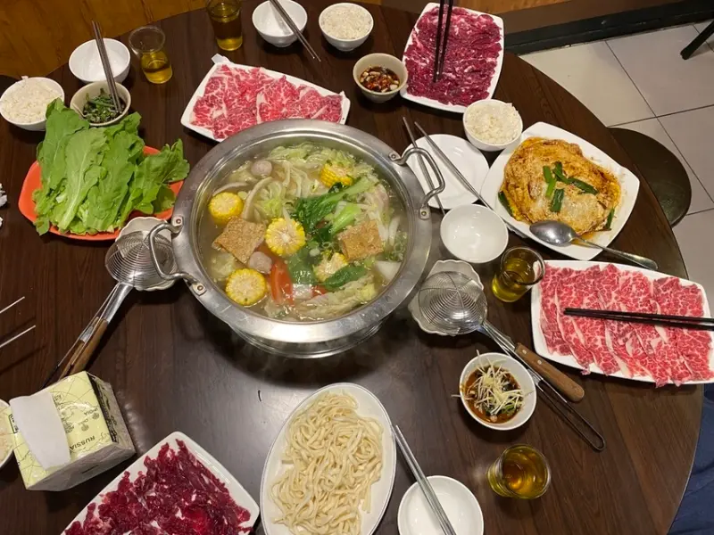 【新北三重-南北高鐵牛肉專賣店】三重超好吃溫體牛肉火鍋.牛肉愛好者不可錯過
