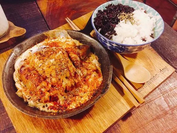 捷運西門站✿妳有咖啡 neo cafe✿充滿服飾與雜貨的個性咖啡廳~鹹食特別驚豔好好吃!