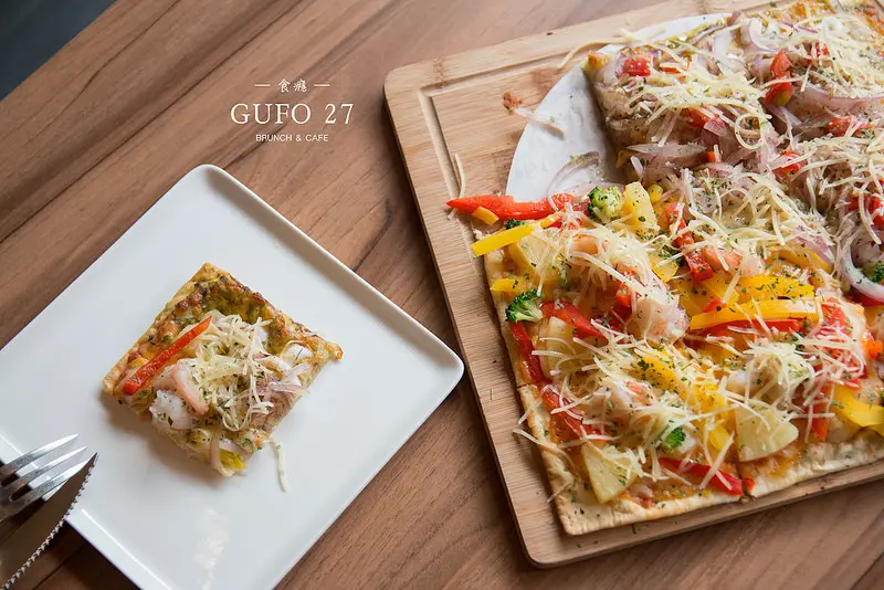[食癮-早午餐]Gufo27-跟著貓頭鷹，吃遍異國美味・大份量早午餐，好吃又可愛！/台北市中山區/捷運南京復興站/不限時有網路插座
