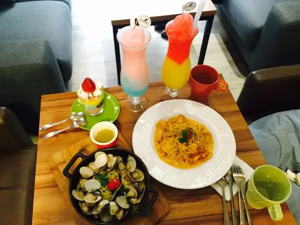 捷運南京復興站✿Gufo27✿公園對面的彩虹繽紛料理 !