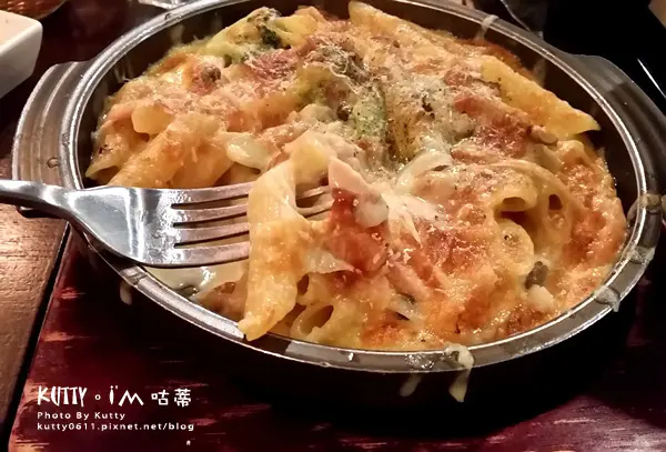 ▌新竹美食 ▌湘林義式廚坊～飲料咖啡喝到飽！平價義式料理(全菜單)