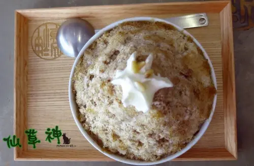 神仙草-柴燒仙草 專賣店 健行路上有趣冰店!　柴燒雪花低調的讓人喜愛