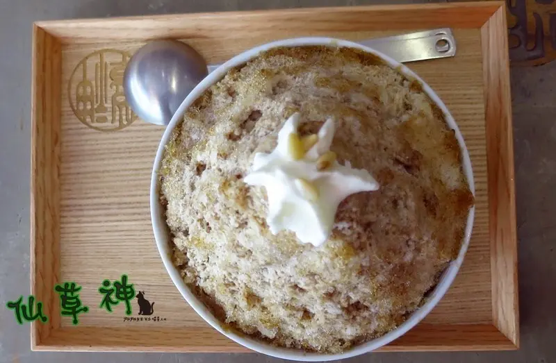 神仙草-柴燒仙草 專賣店 健行路上有趣冰店!　柴燒雪花低調的讓人喜愛