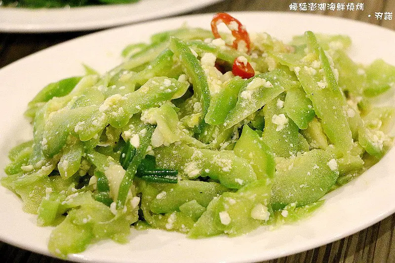 【羽諾食記】蠔猛澎湖海鮮燒烤❤cp值爆高百元平價熱炒❤捷運六張犁站樂利路熱炒燒烤推薦