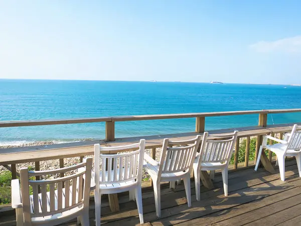 【林口景點】藍色公路海景咖啡館，海景第一排的療癒景色！