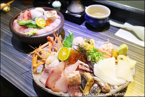 [ 中山國小站美食 ] 肥貓漁夫～堅持嚴選在地當季海鮮的超豐盛高cp值台北海鮮丼專賣