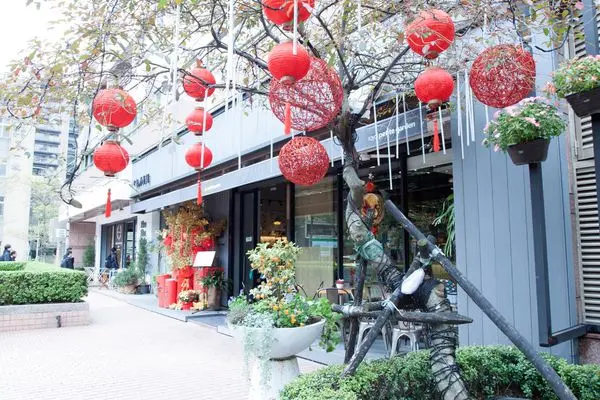 五彩繽紛的老爺小花園 Royal Petite Garden - 每天早上九點就開了!